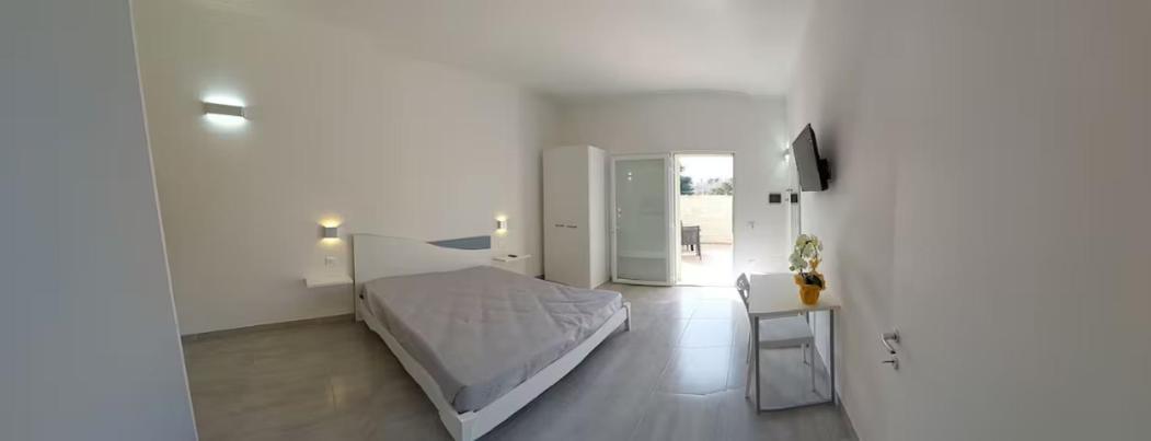 Briciola'S Rooms Порто-Чезарео Екстер'єр фото