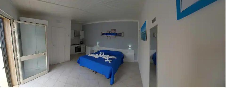 Briciola'S Rooms Порто-Чезарео Екстер'єр фото